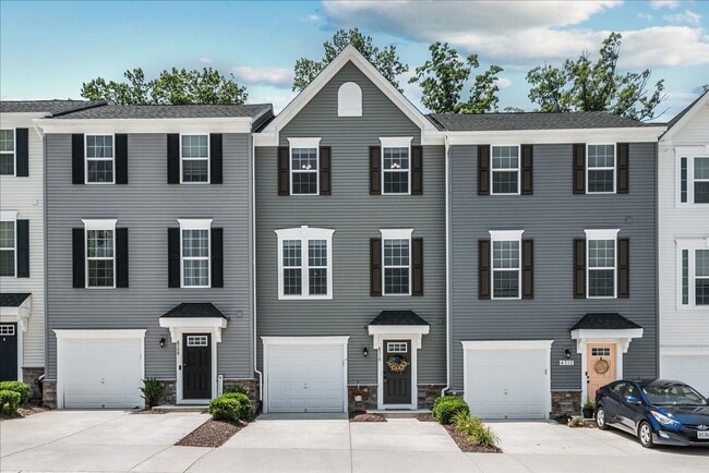 Building Photo - 6310 Crittenden Ln