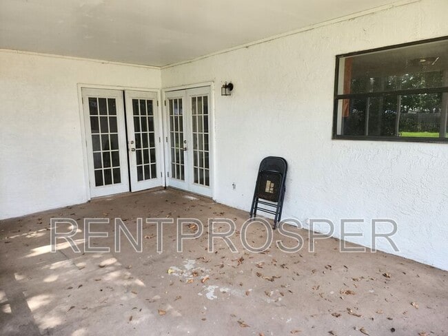 Building Photo - 3816 Sutters Mill Circle