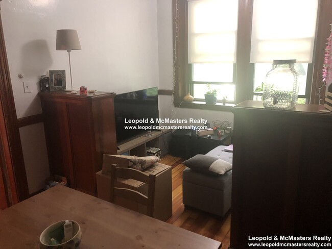 Building Photo - 22 Bellevue St