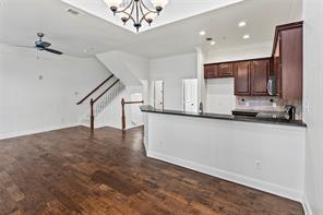 Building Photo - 2316 Stutz Dr