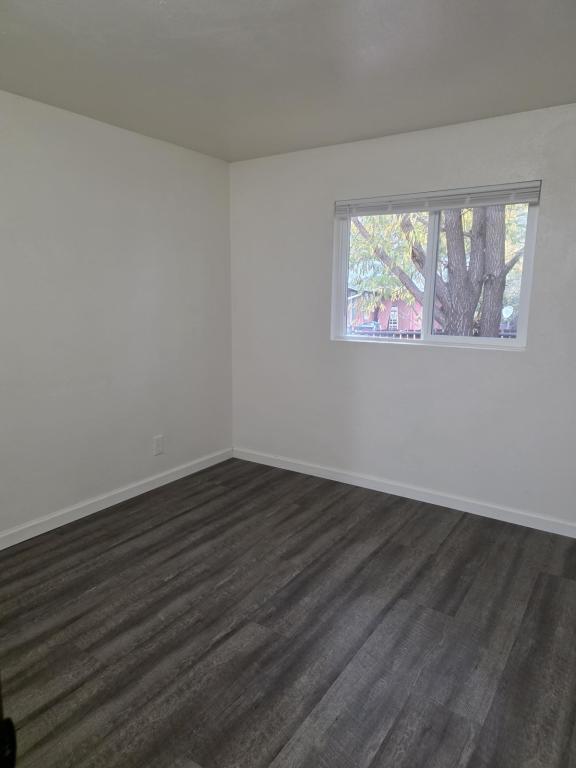 Building Photo - 1411 SW G St