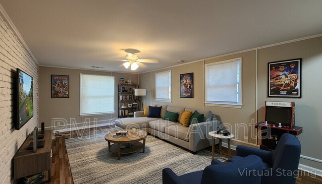 Building Photo - 1028 Tamarack Trail