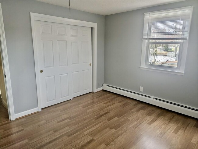 Building Photo - 42 Granby St