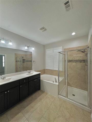 Building Photo - 204 Red Fox Ln