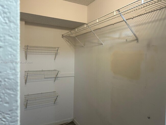 Building Photo - 3671 Environ Blvd