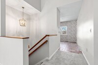 Building Photo - 5 Fillmore Rd