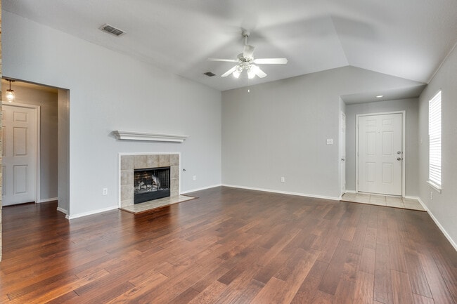 Building Photo - 1201 Roping Reins Way