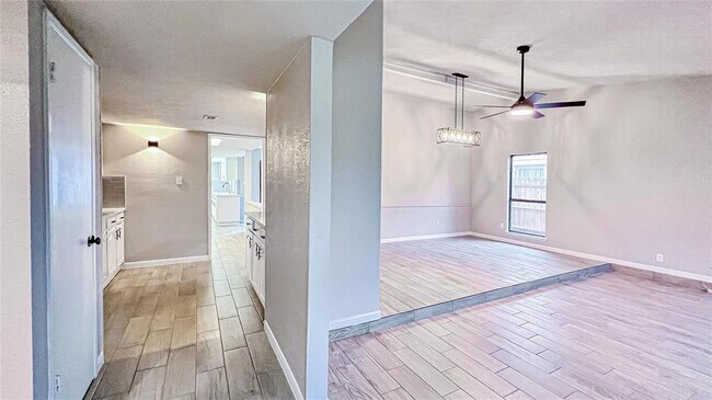 Building Photo - 16822 Macleish Dr