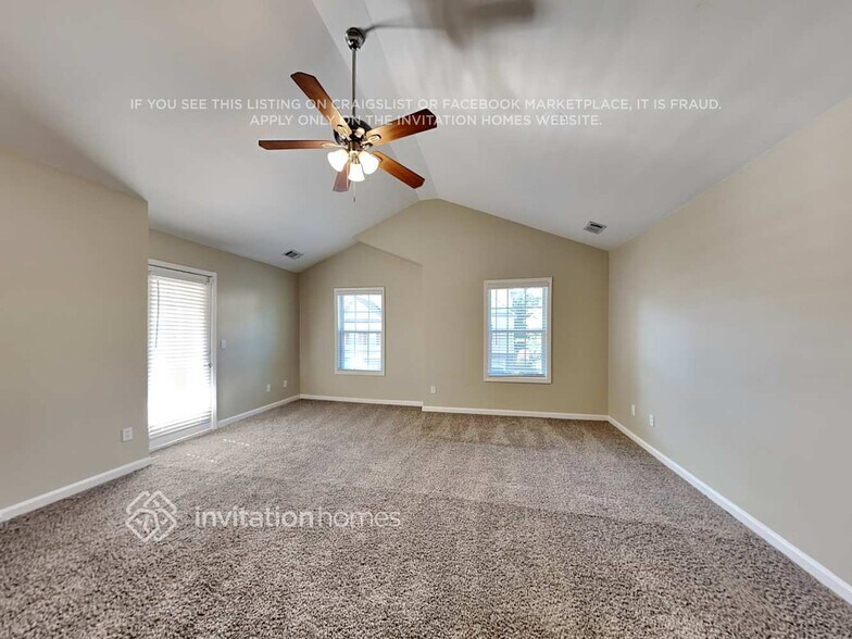Building Photo - 5871 Apple Grove Rd NE