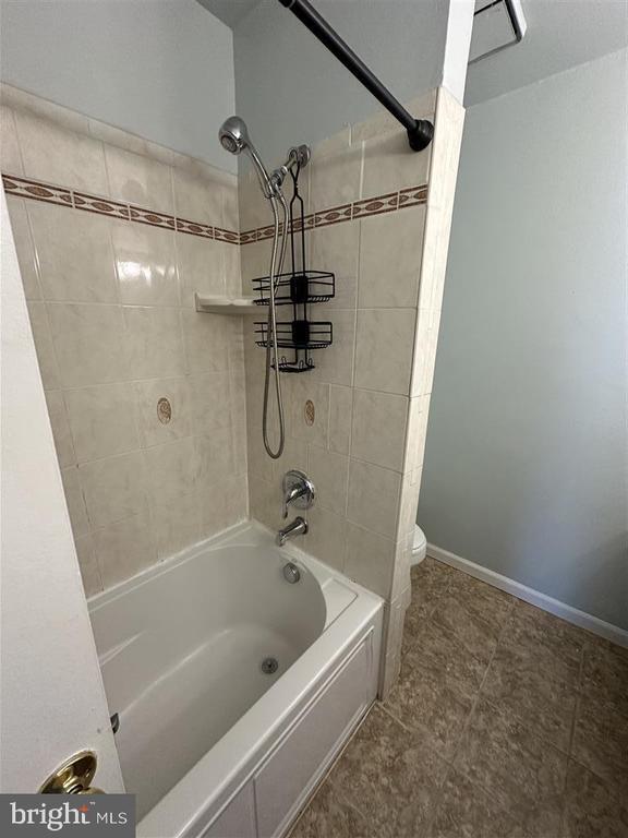 Building Photo - 1201 Danielle Dr