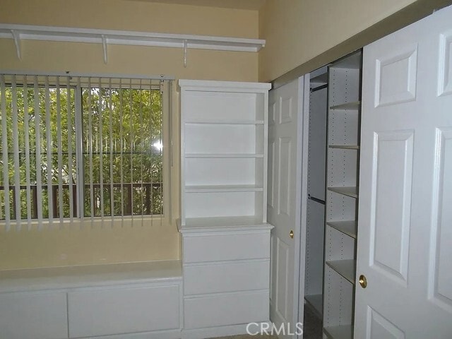 Building Photo - 2657 Plumb Dr