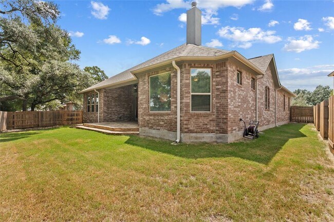 Building Photo - 113 Quartz Dr