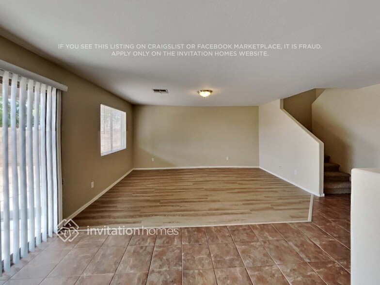 Building Photo - 4642 N 108th Ave