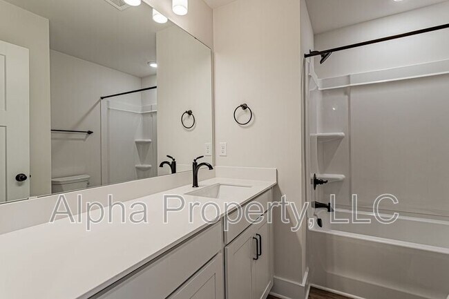 Building Photo - 451 Hazelcote Rd