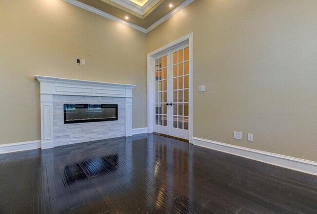 Building Photo - 1917 Lakecliff Hills Ln