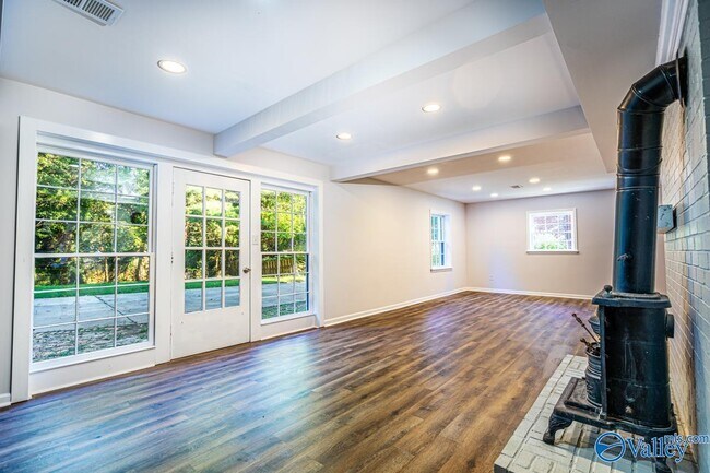 Building Photo - 7605 Fleming Hills Dr SW