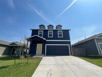 Building Photo - 14229 Sandrock Bnd