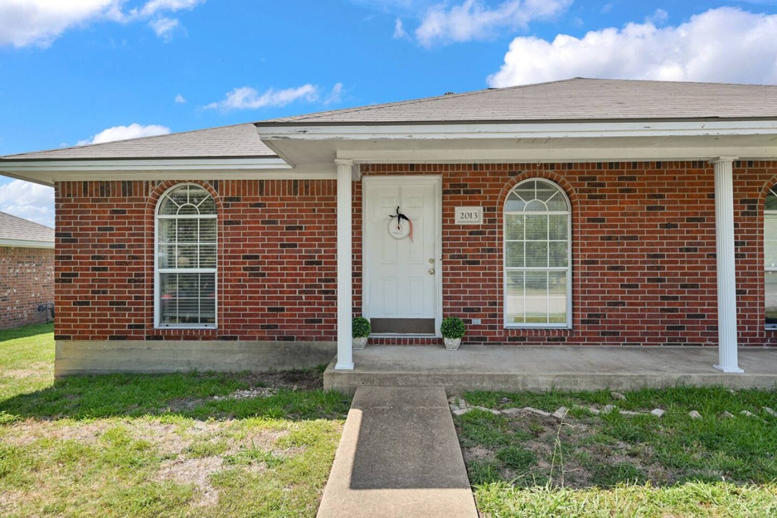 Building Photo - 2015 Colgate Dr