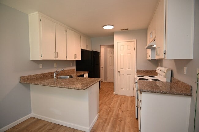 Building Photo - 2583 Gimelli Way