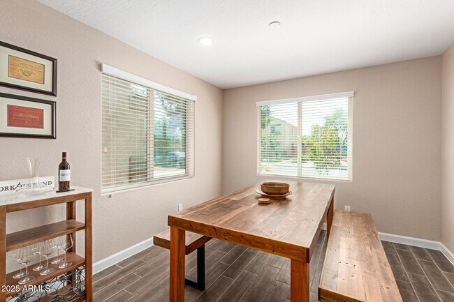 Building Photo - 4582 E Jadeite Dr