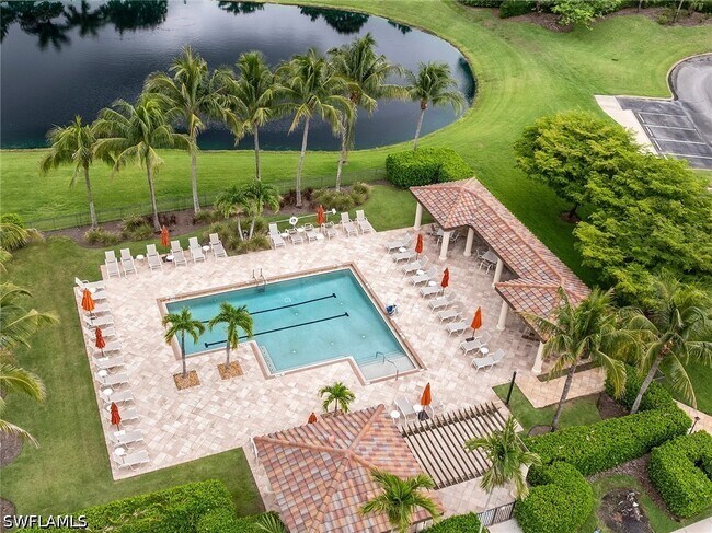 Building Photo - 9727 Acqua Ct