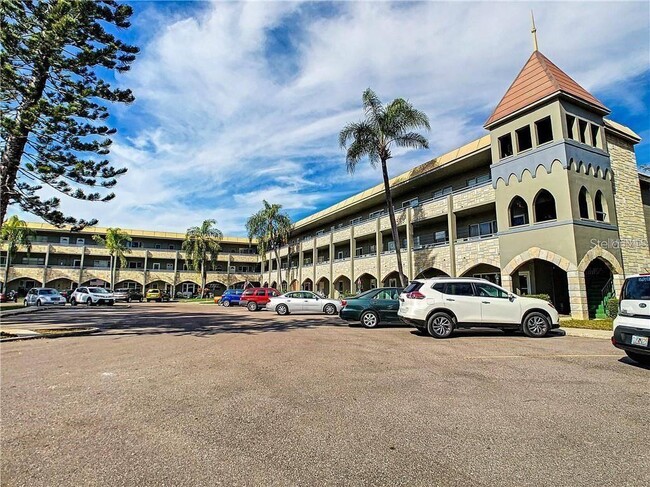 Building Photo - 2462 Brazilia Dr