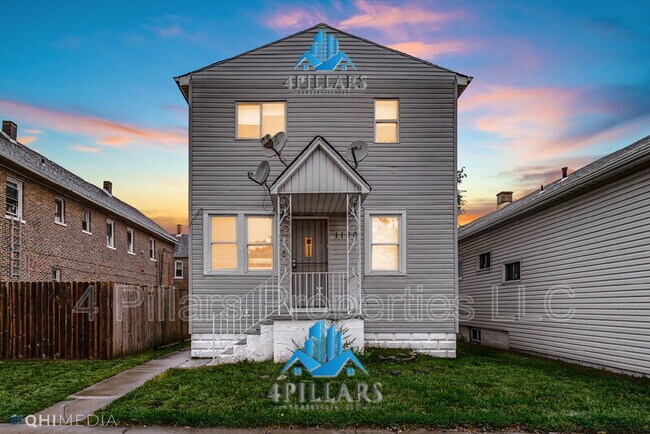 Building Photo - 1120 W 150th St