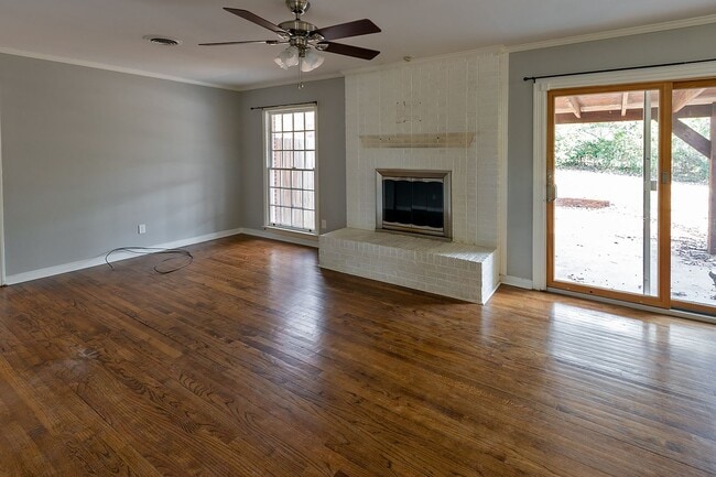 Building Photo - Home for Rent in Wetumpka