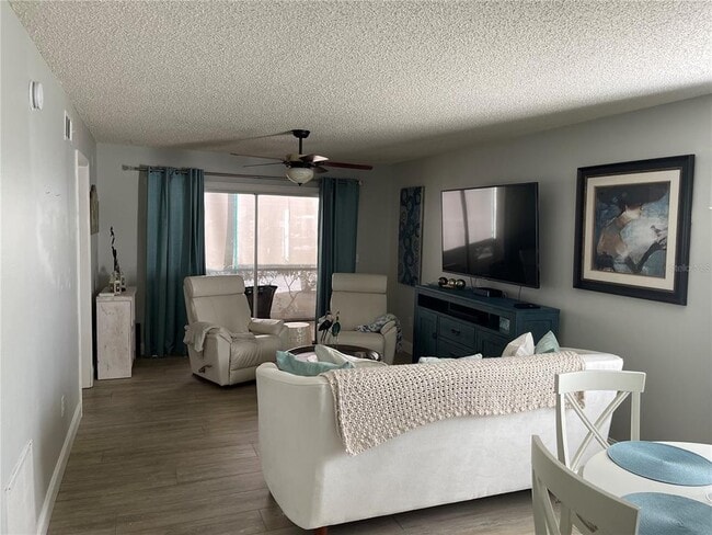 Building Photo - 7294 Cloister Dr