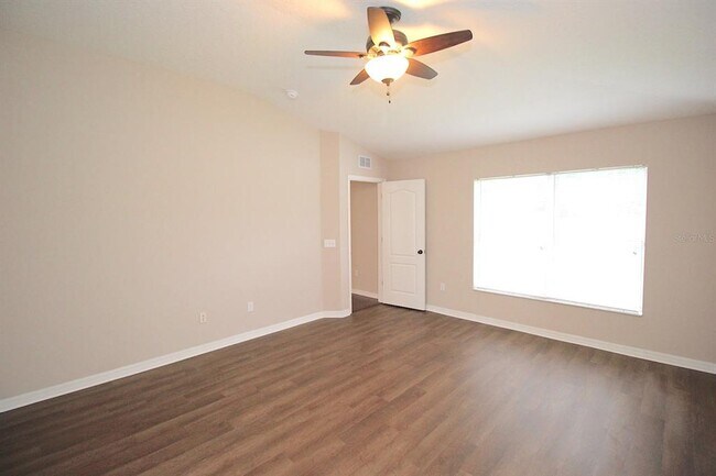 Building Photo - 25 Bird of Paradise Dr