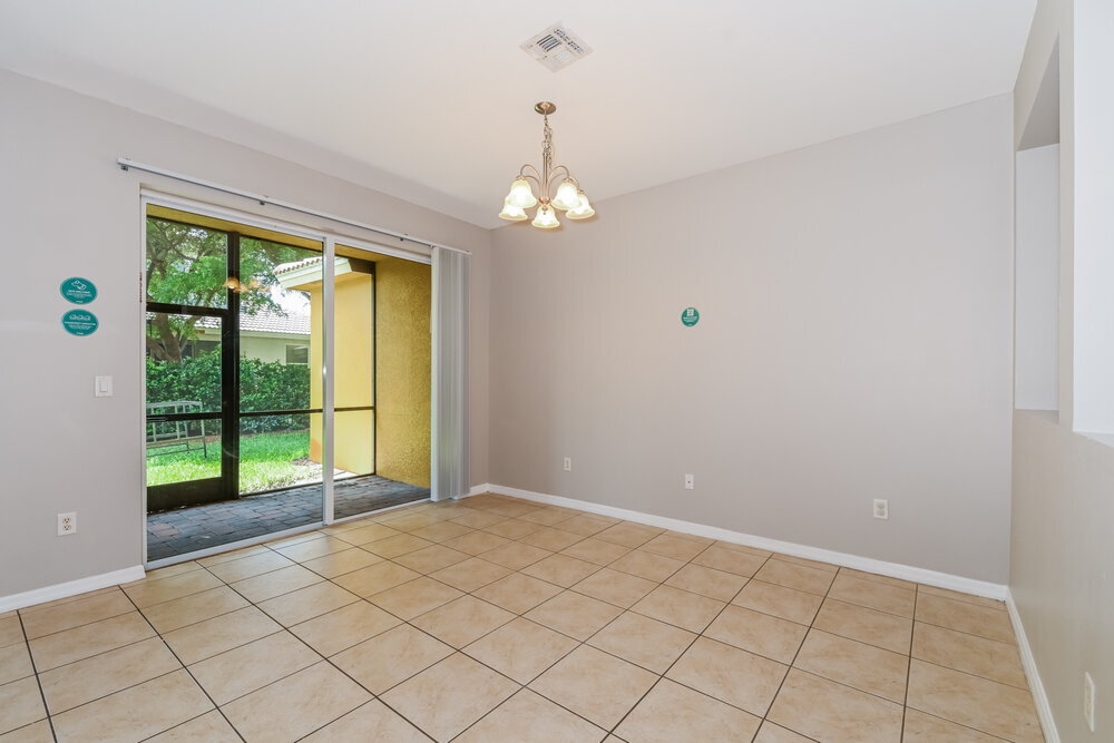Building Photo - 10211 Tin Maple Dr