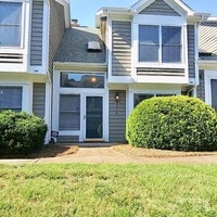 Building Photo - 8216 Legare Ct