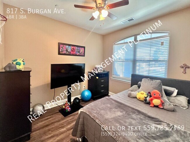 Building Photo - 817 S Burgan Ave