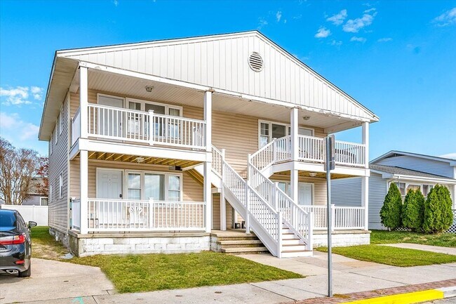 Building Photo - 322 Bayshore Dr