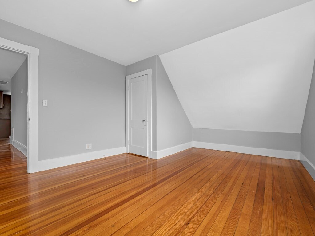 Building Photo - 129 Lynnway