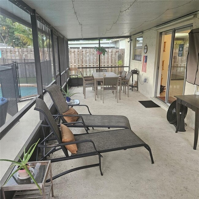 Building Photo - 11461 NW 45th Pl