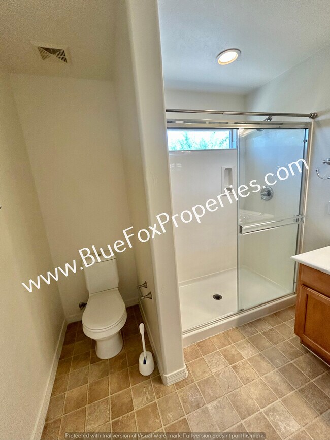 Building Photo - 10412 E Capercaillie St