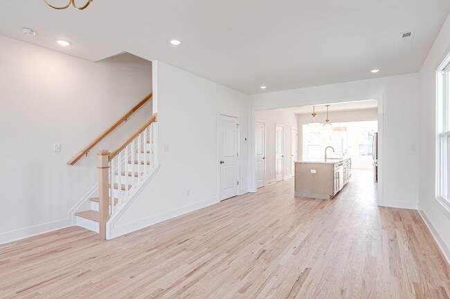 Building Photo - 2224 Perry St