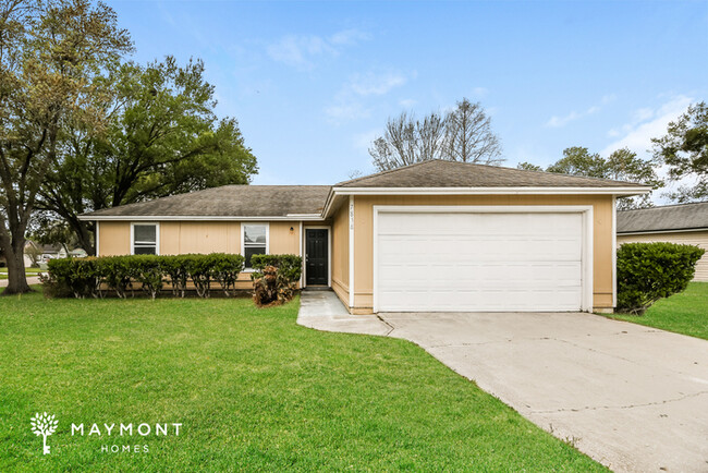 Primary Photo - Inviting 3-Bedroom Home