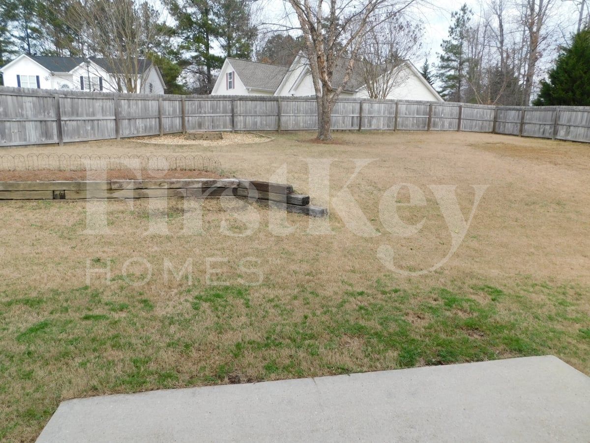Building Photo - 1687 Fort Connors Way