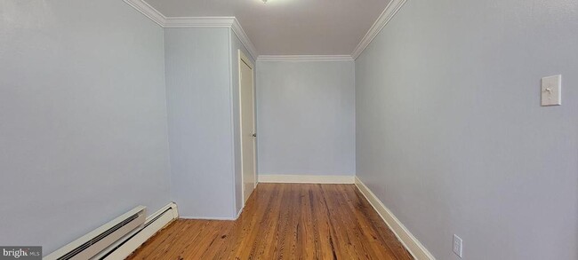 Building Photo - 3 S Conococheague St