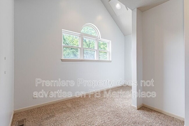 Building Photo - 9652 McGee St