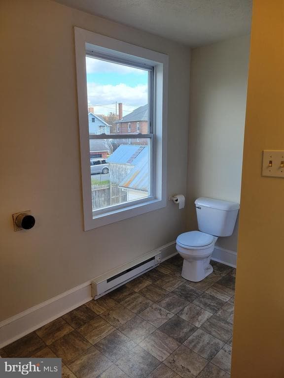 Building Photo - 729 E Washington St