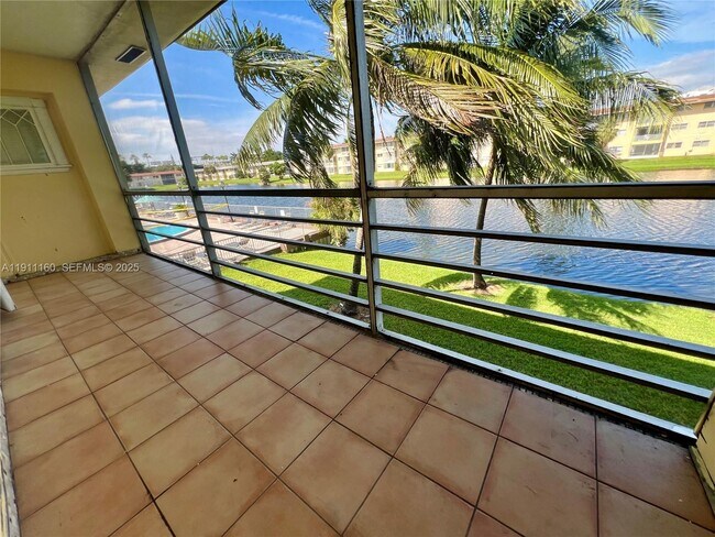 Building Photo - 2825 NE 201st Terrace