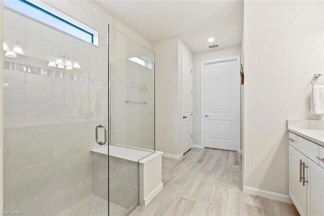 Building Photo - 6779 Pennyroyal Dr