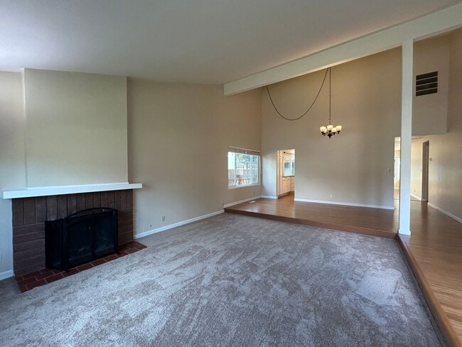 Building Photo - Sought after Concord Crossings Community 4...