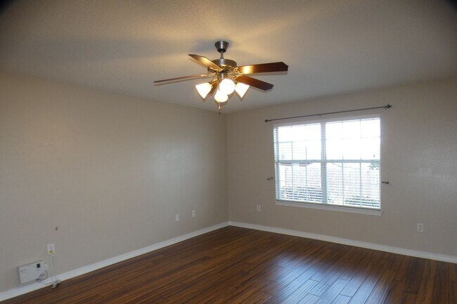 Building Photo - Spacious 4-Bedroom All Brick Home