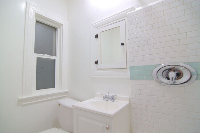 Building Photo - 6358 Yucca St