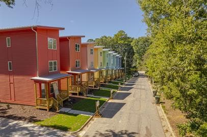 Building Photo - 3707 Lexington Dr