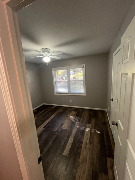 Building Photo - 5360 Misty Ln